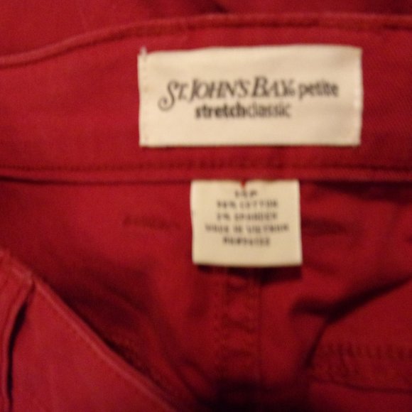 St. John's Bay Rust Red Jeans NWOT Size Petite 14 - Picture 2 of 2